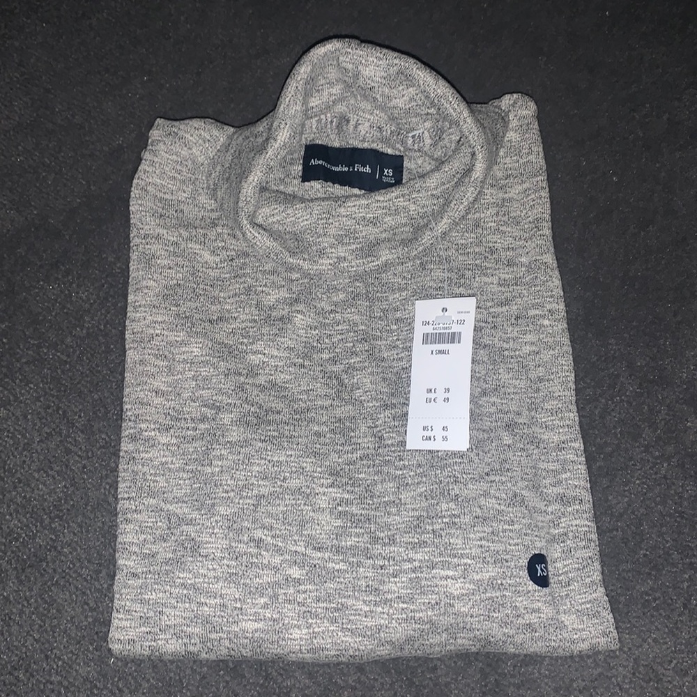 Gray Abercrombie turtleneck